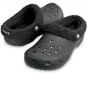 ✨FINAL PRICE DROP✨Crocs Fleece Lined